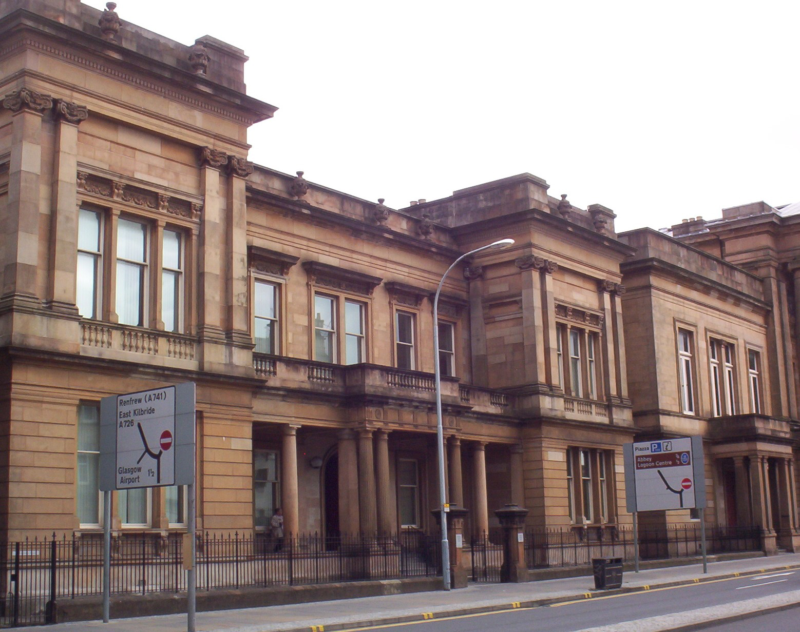 Exterior of the Paisley Sheriff Court
